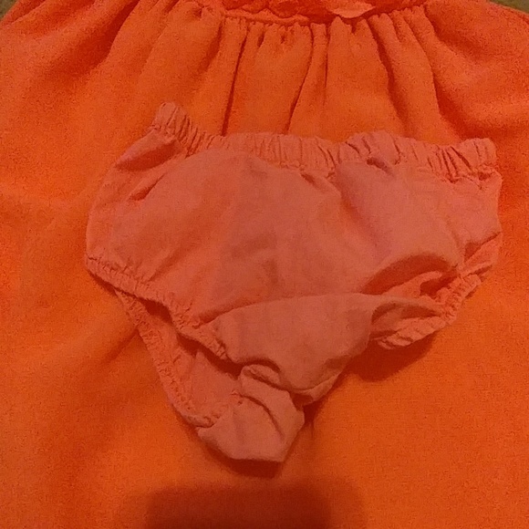 Spring dress - Picture 3 of 3